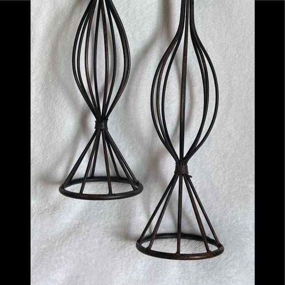 Like New, Candle Holder Set - Picture 2 of 4